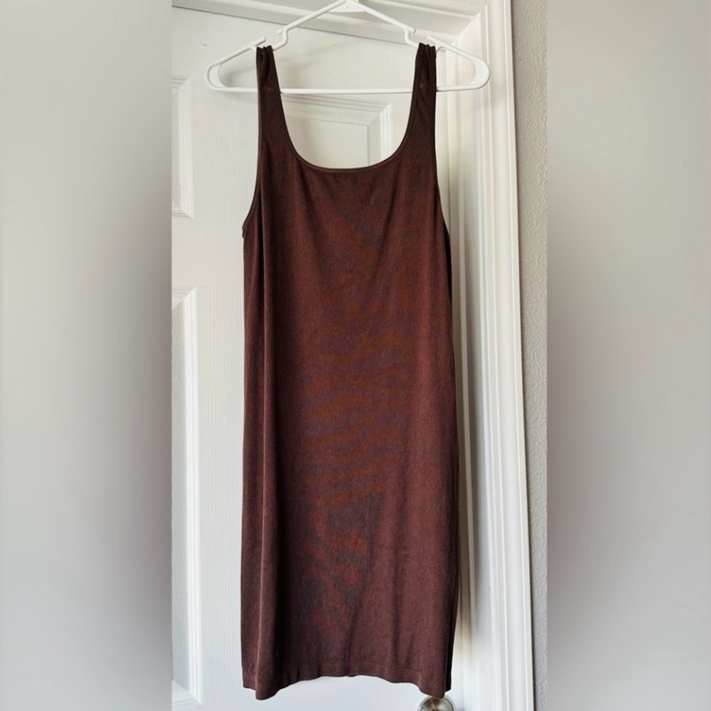 Savvi Lalani Bodycon Dress - Picture 4 of 4